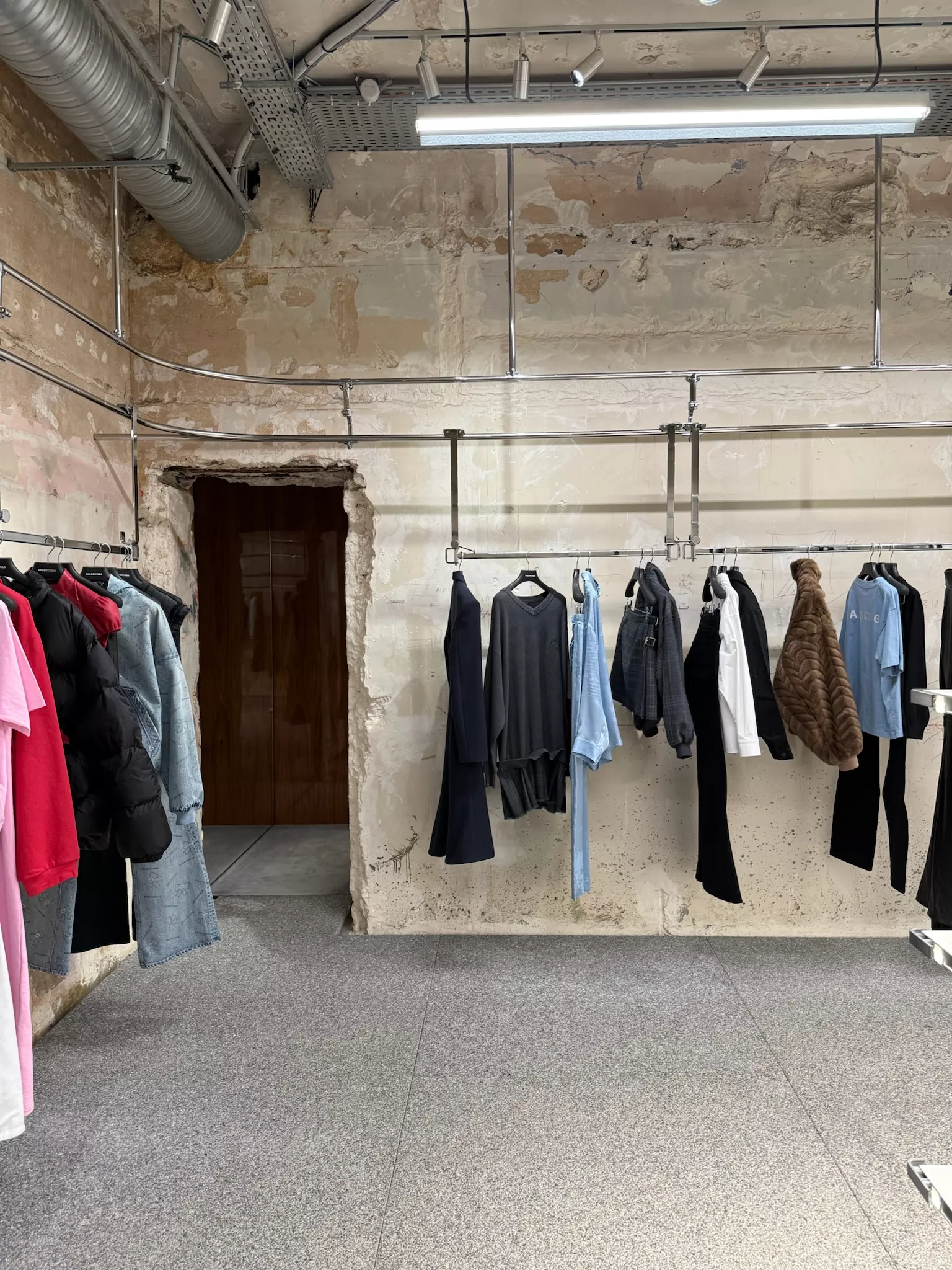 BALENCIAGA | retail event PFW
